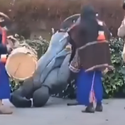 Disfigured Idols / Ídolos desfigurados